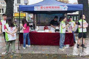 联盟前几？恩比德最近6场比赛场均35.2分11篮板8.2助攻